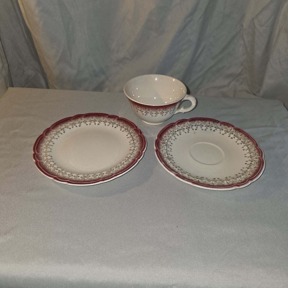 Elegant Red and White Dinnerware Set